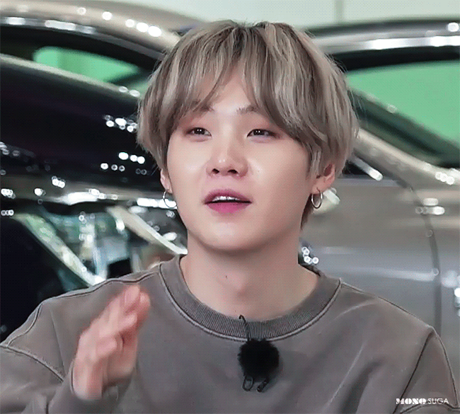 Foto terbaru SUGA (BTS)