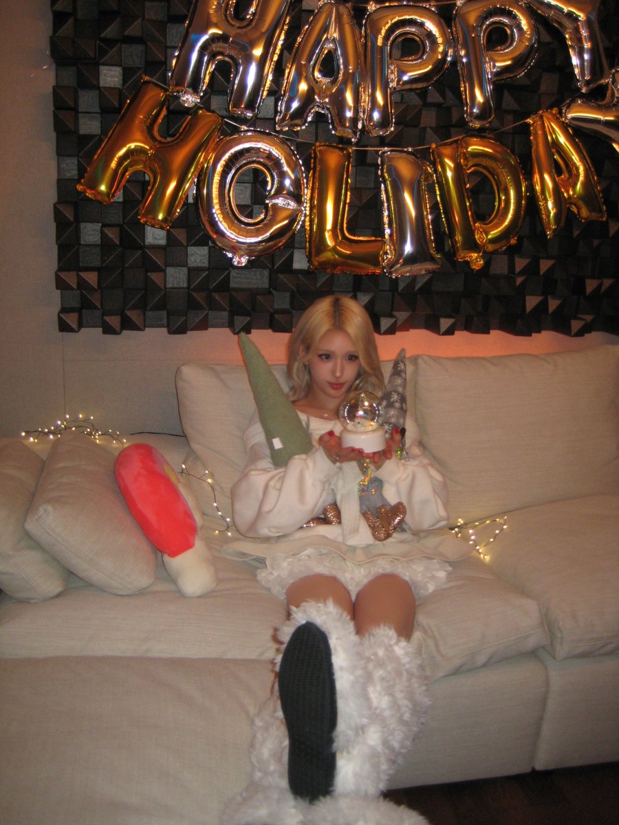 Recent activity shot of Jeon Somi