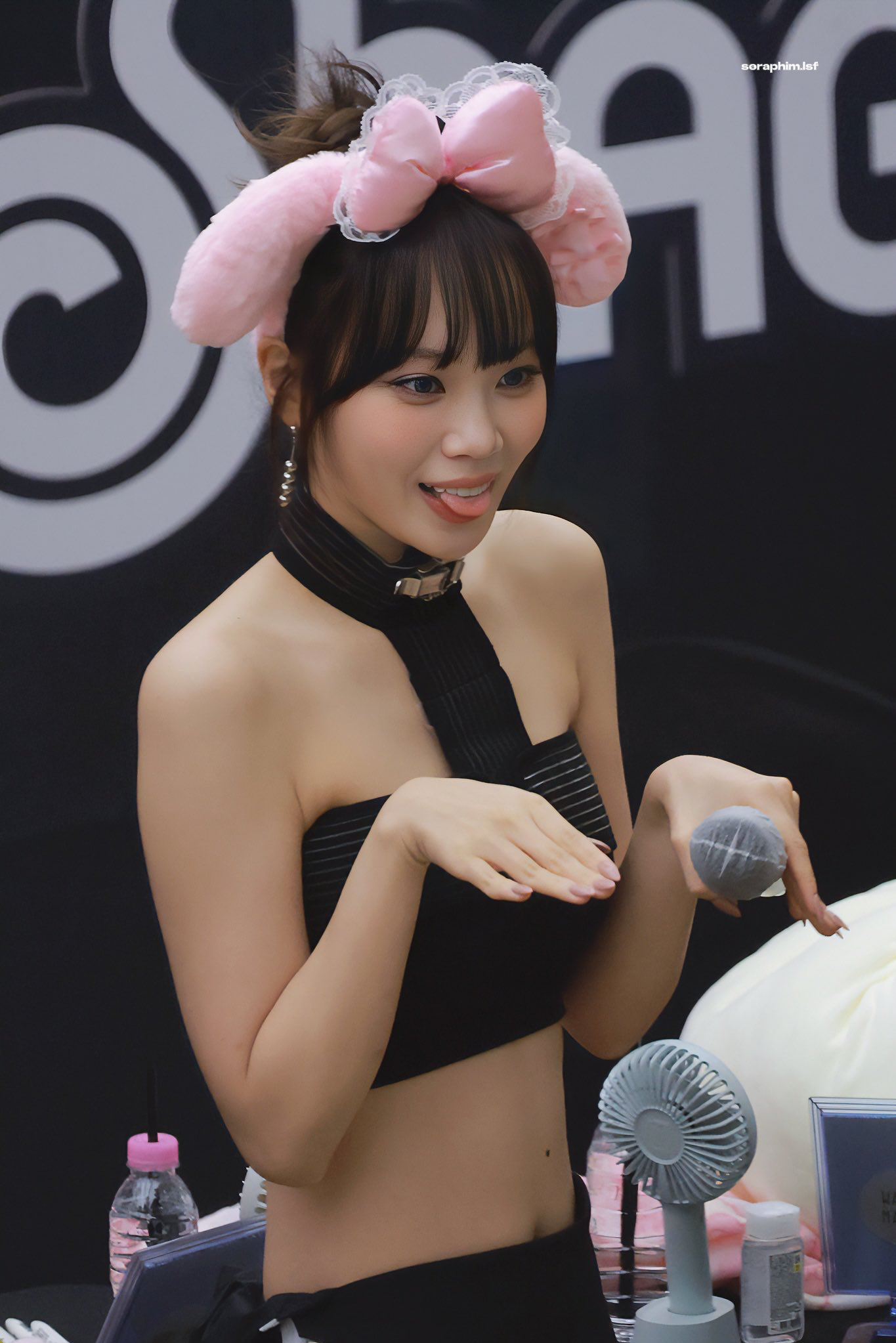 金采源 (LE SSERAFIM)粉丝拍下的瞬间