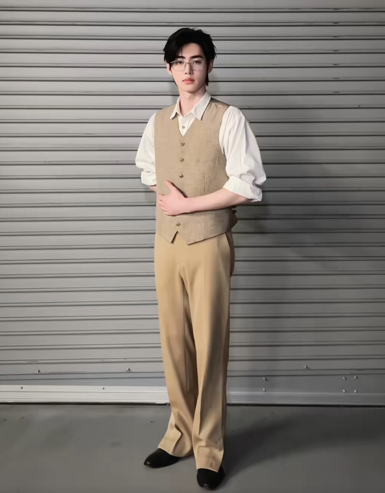 Latest photo of Sunghoon (ENHYPEN)