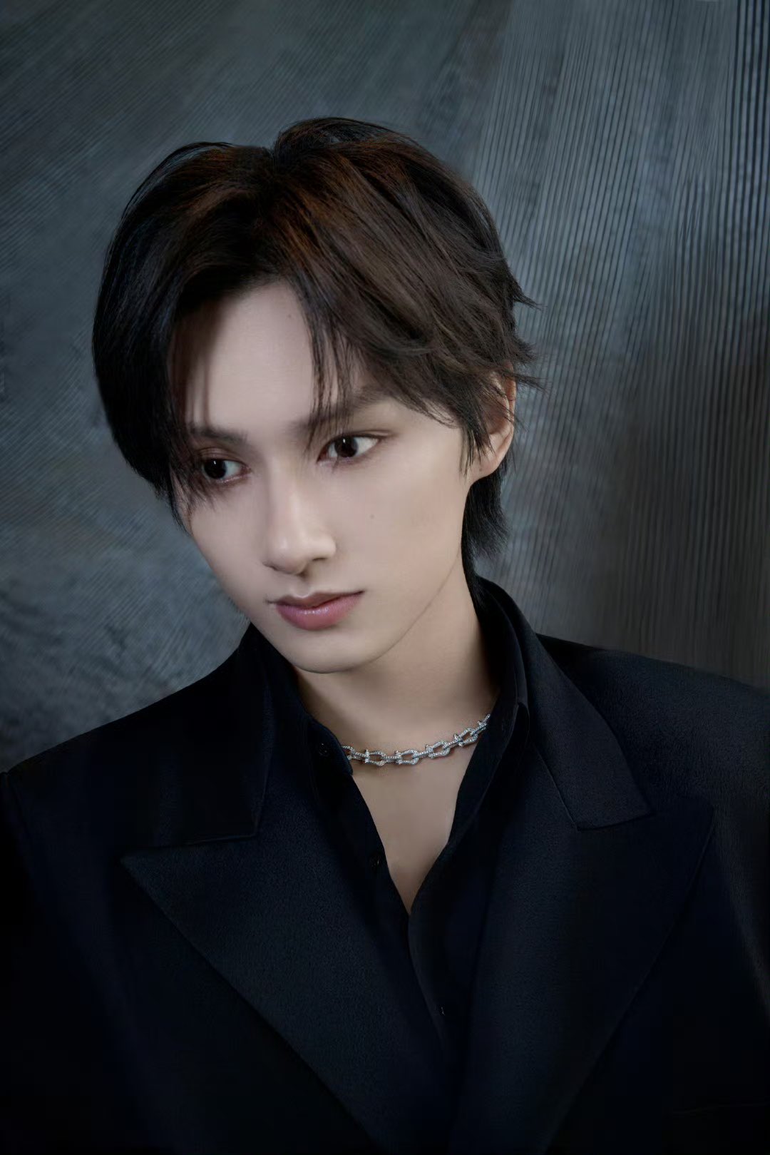 Behind-the-scenes cut of Jun (SEVENTEEN)
