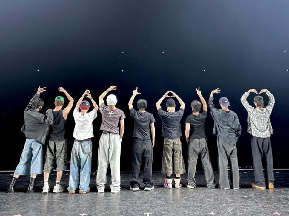 A moment captured by &TEAM's fan