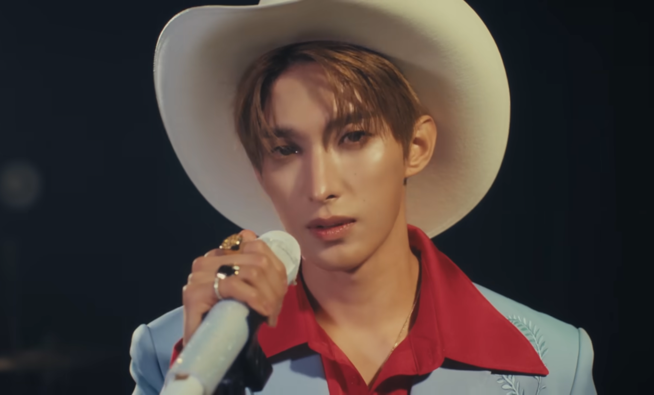 ドギョム (SEVENTEEN)の最近の活動写真