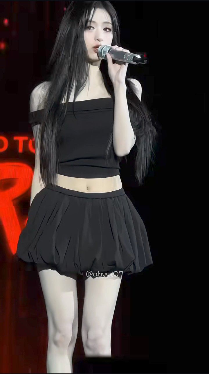 The most beloved wallpaper among Ahyeon (BABYMONSTER)'s fans