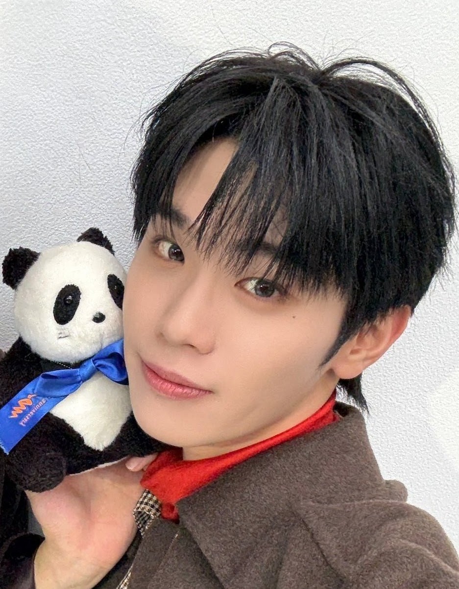 Behind-the-scenes cut of Kim Taerae (ZEROBASEONE)