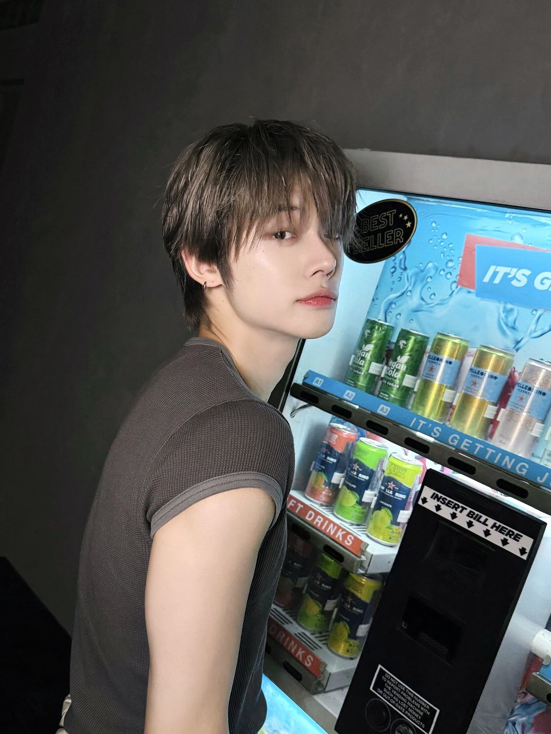 然竣 (TOMORROW X TOGETHER)的最新照片