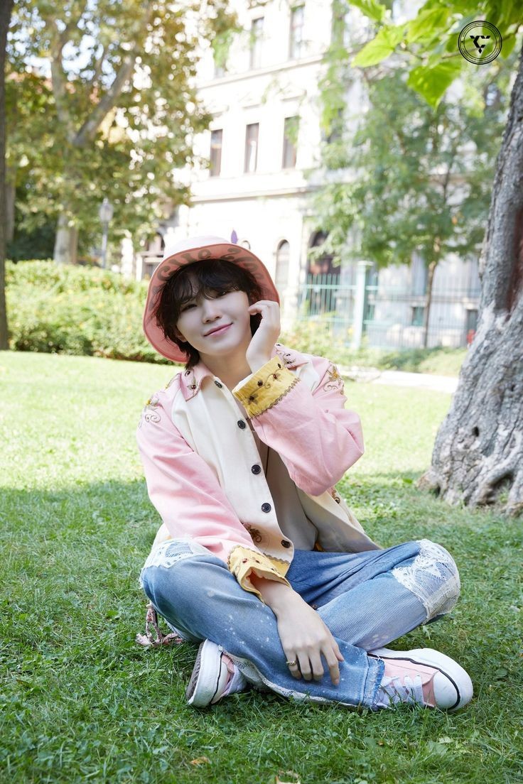 Behind-the-scenes cut of Woozi (SEVENTEEN)