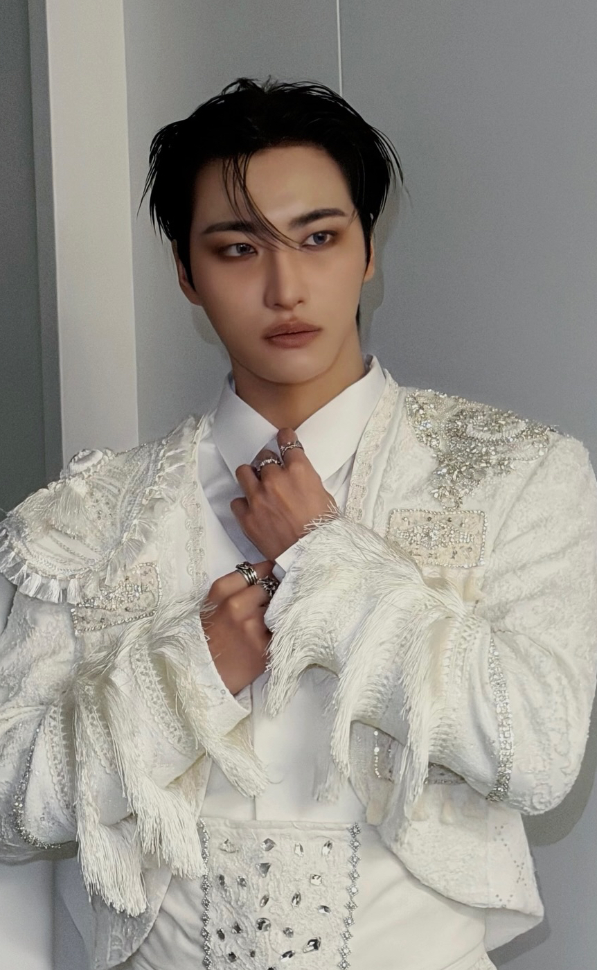 星和 (ATEEZ)的最新活动照片