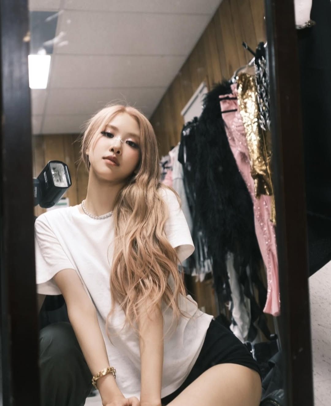 Recent activity shot of ROSÉ (BLACKPINK)
