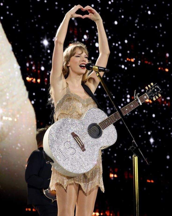 A moment captured by Taylor Swift's fan