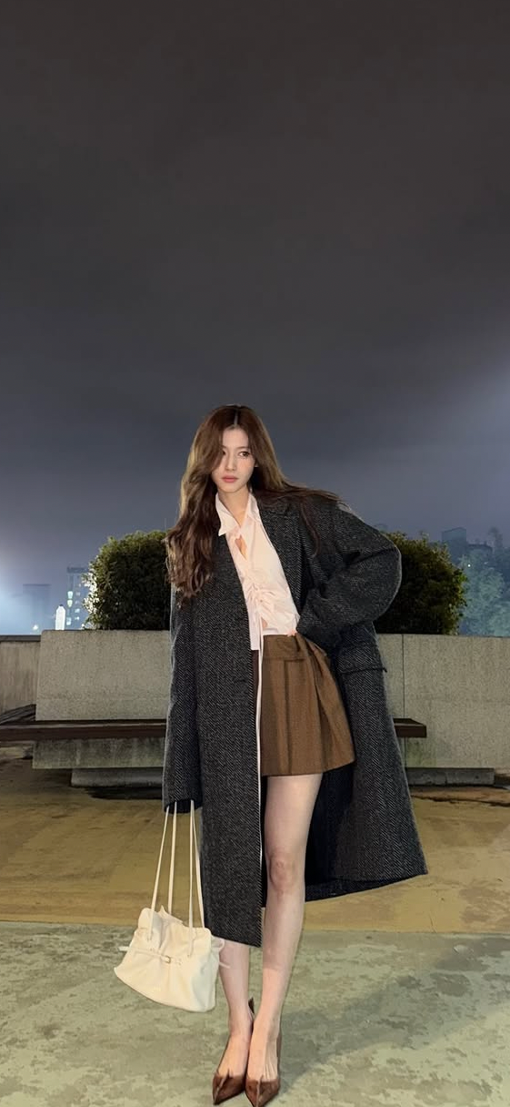 Sana (TWICE)的幕后花絮