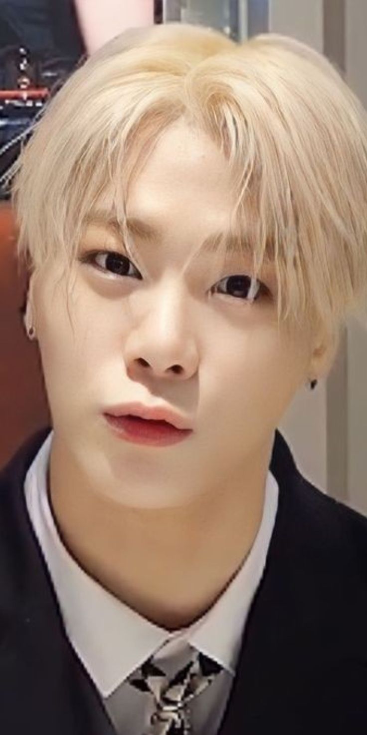 The most beloved wallpaper among Moonbin (ASTRO)'s fans