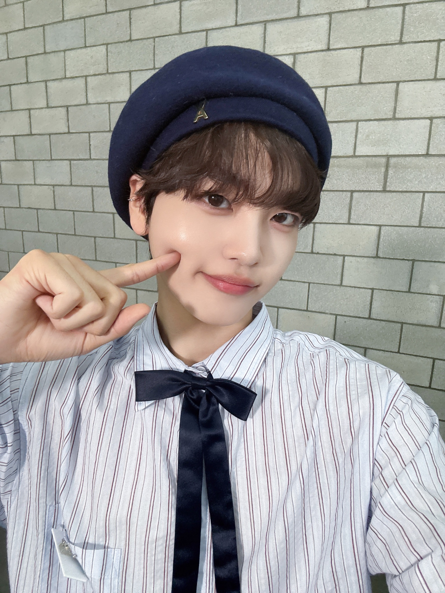 Behind-the-scenes cut of Hyeongjun (CRAVITY)