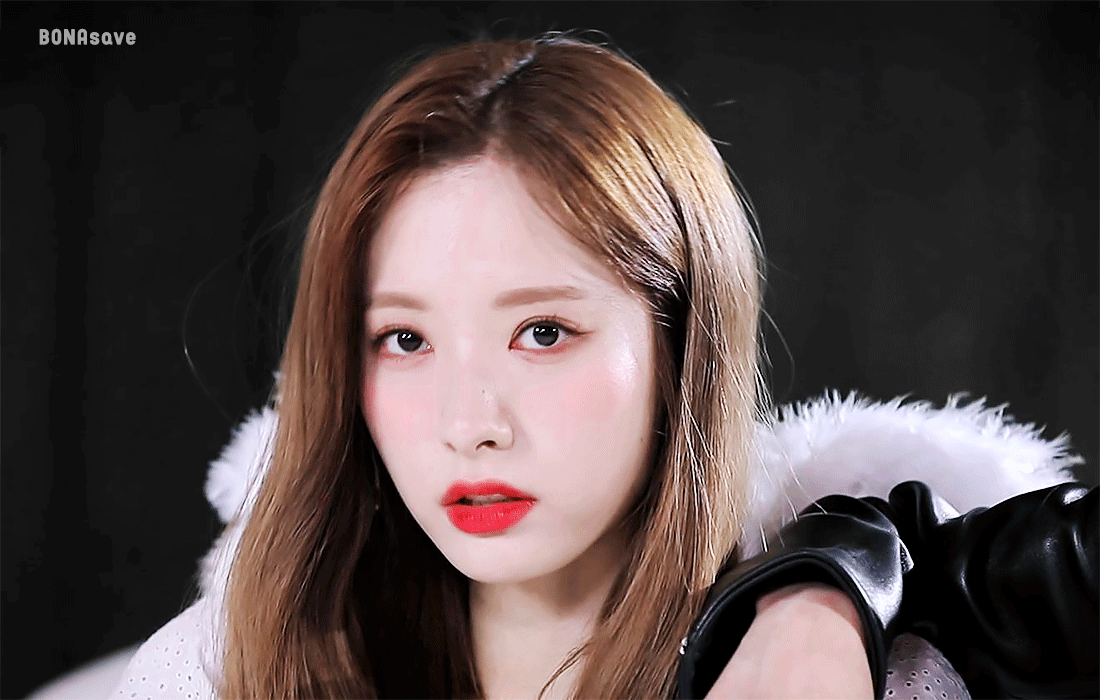 A moment captured by Bona (WJSN)'s fan