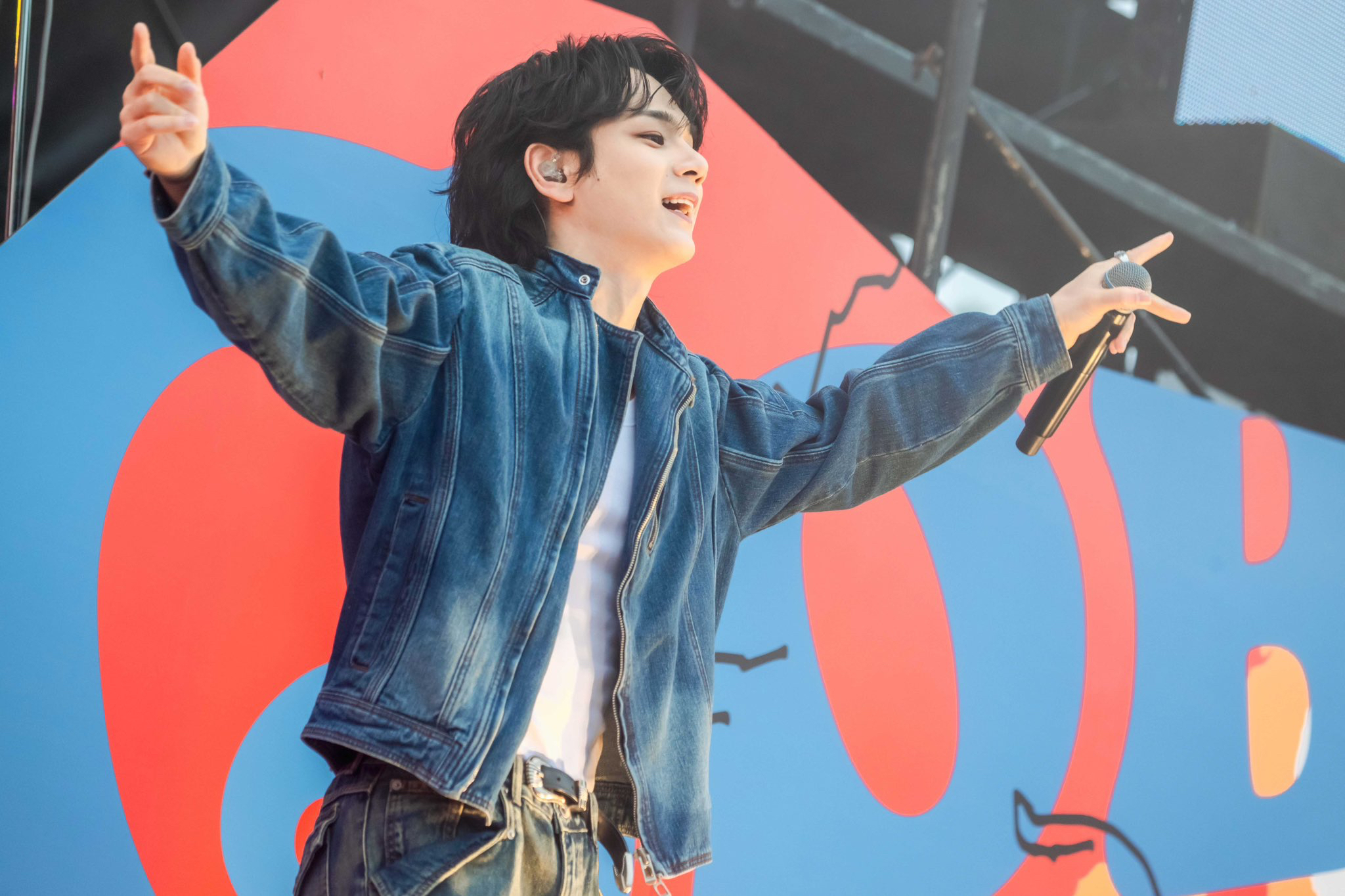 Recent activity shot of Mamehara Issei (JO1)