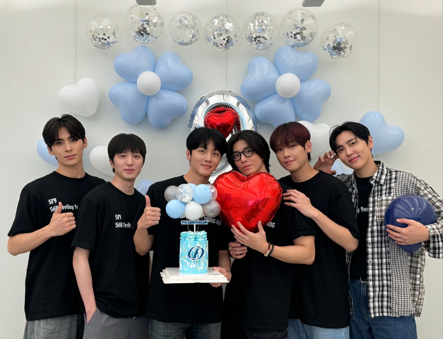 Behind-the-scenes cut of SF9