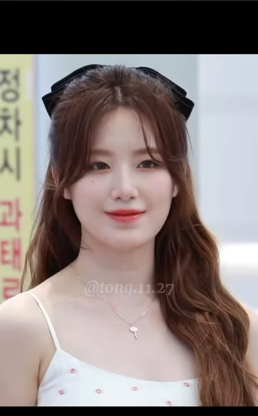 Recent activity shot of Shuhua (i-dle)