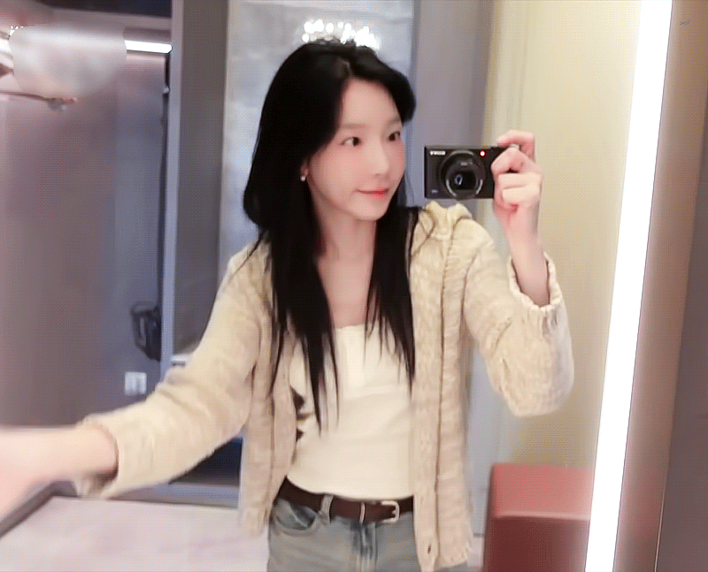 Recent activity shot of Taeyeon (Girls' Generation)