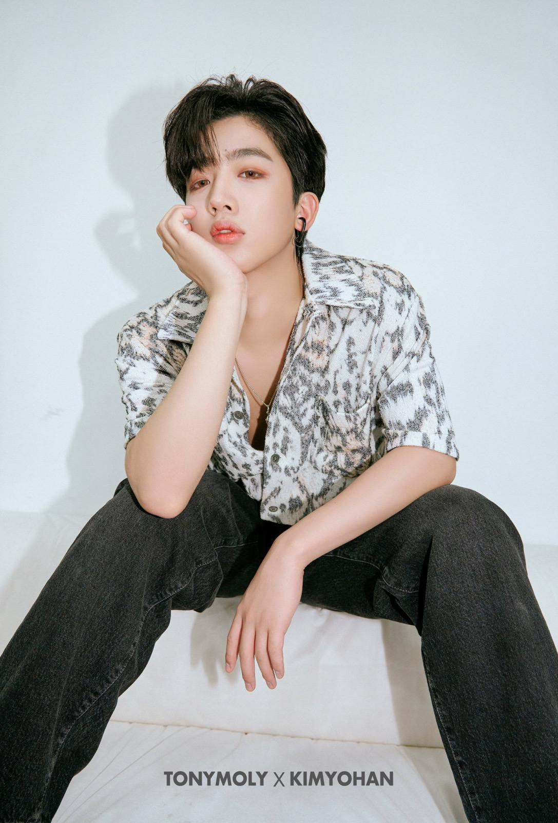 Latest photo of Kim Yohan (WEi)