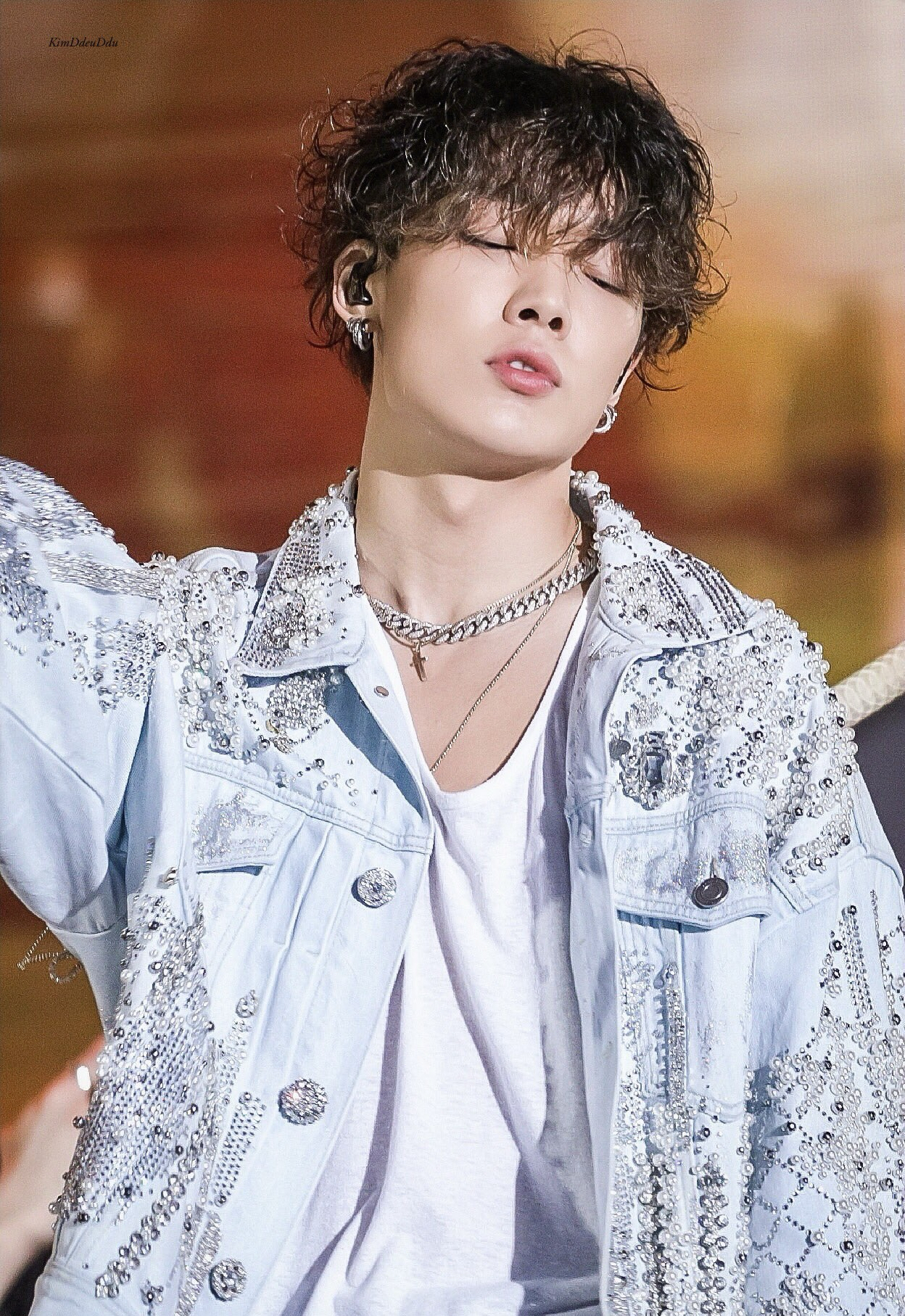 Latest photo of BOBBY (iKON)