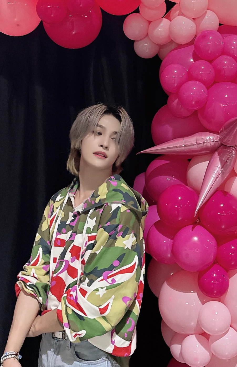 Latest photo of YANGYANG (WayV)