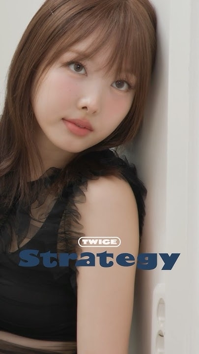 Latest photo of TWICE