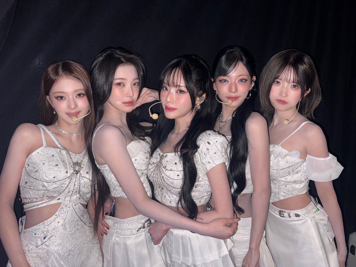 Recent activity shot of fromis (9)