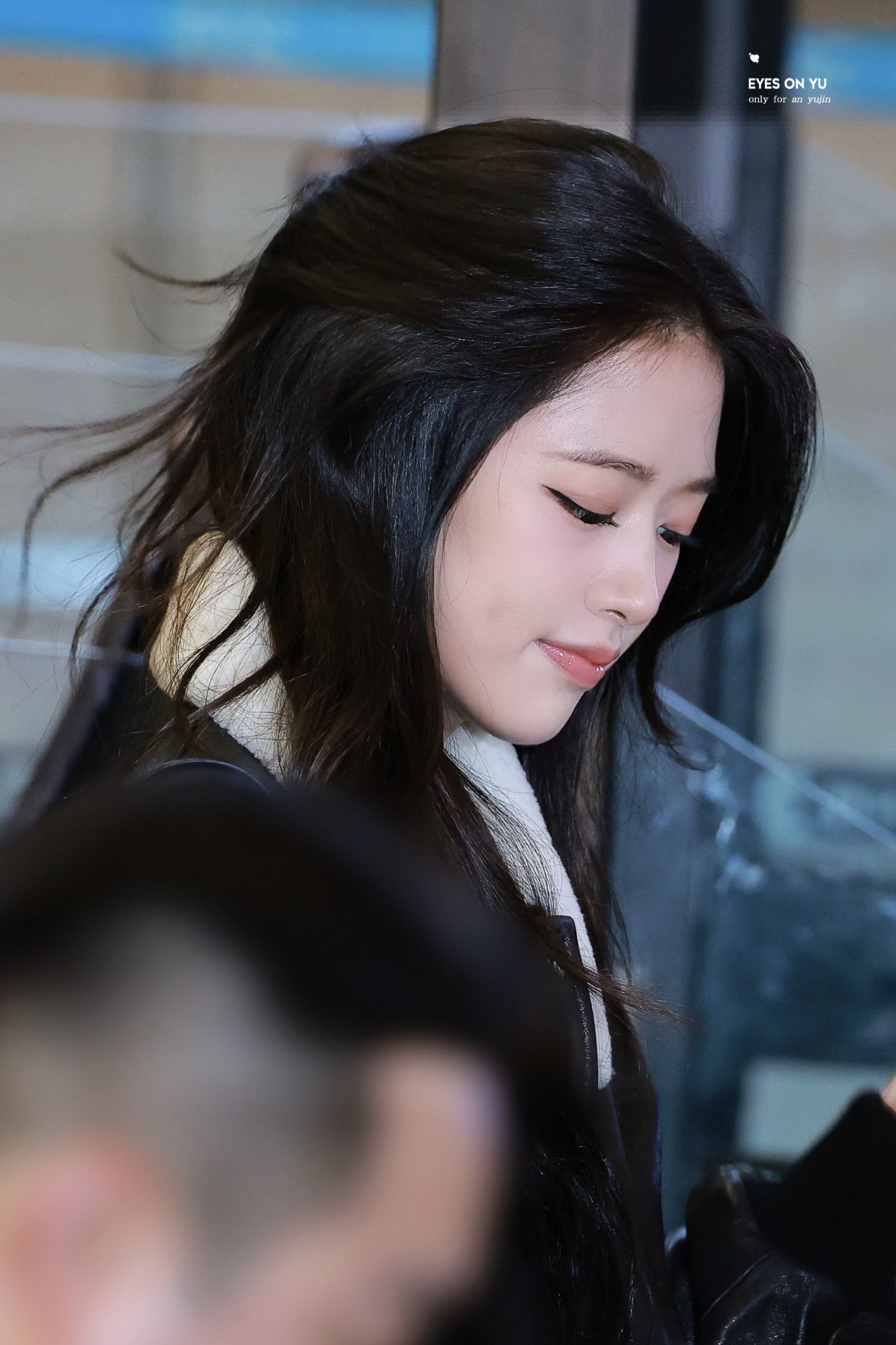 Recent activity shot of An Yujin (IVE)