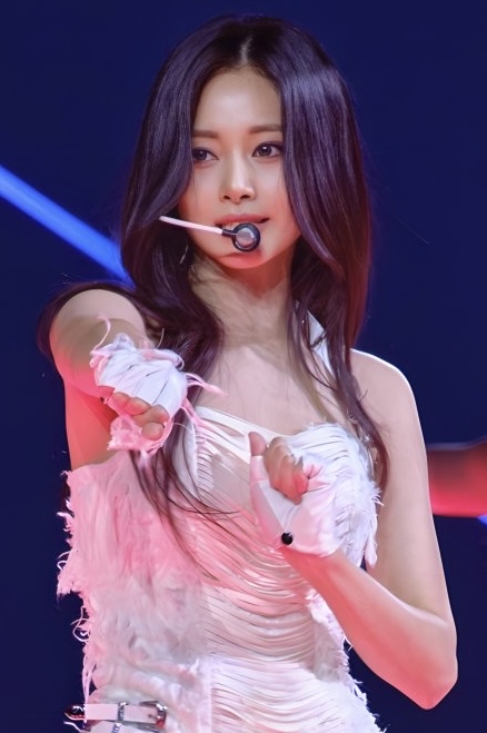 쯔위 (TWICE)의 최신 사진