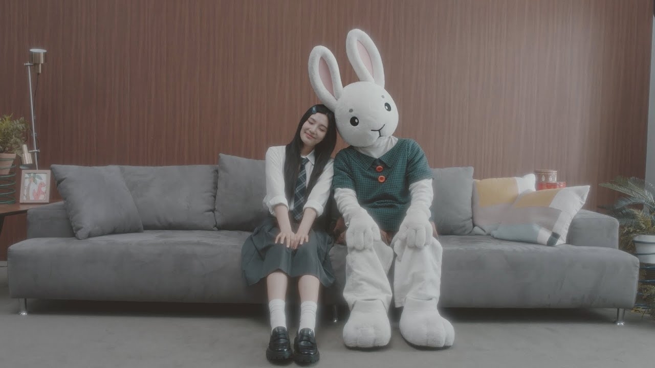 A moment captured by Joy (Red Velvet)'s fan