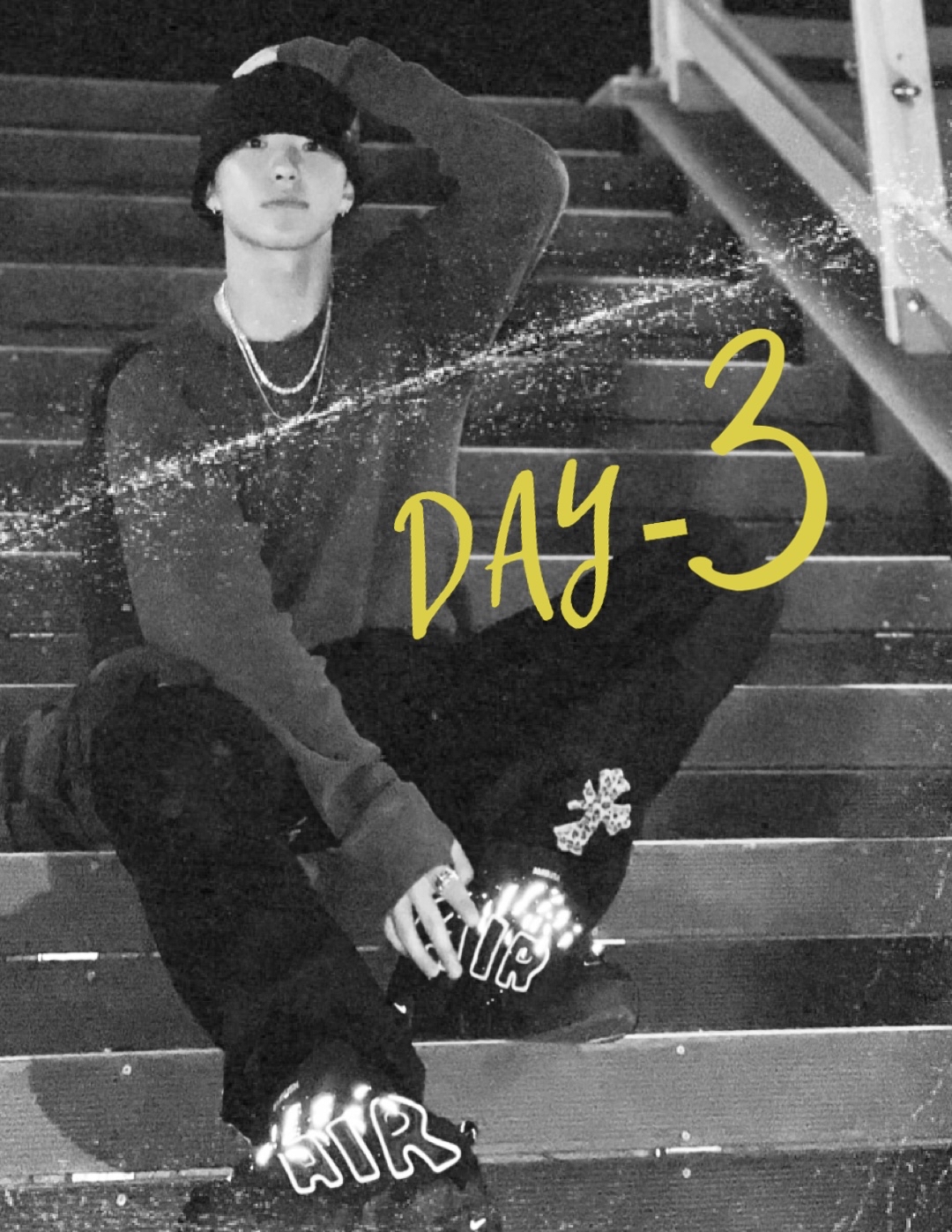 Recent activity shot of Hoshi (SEVENTEEN)