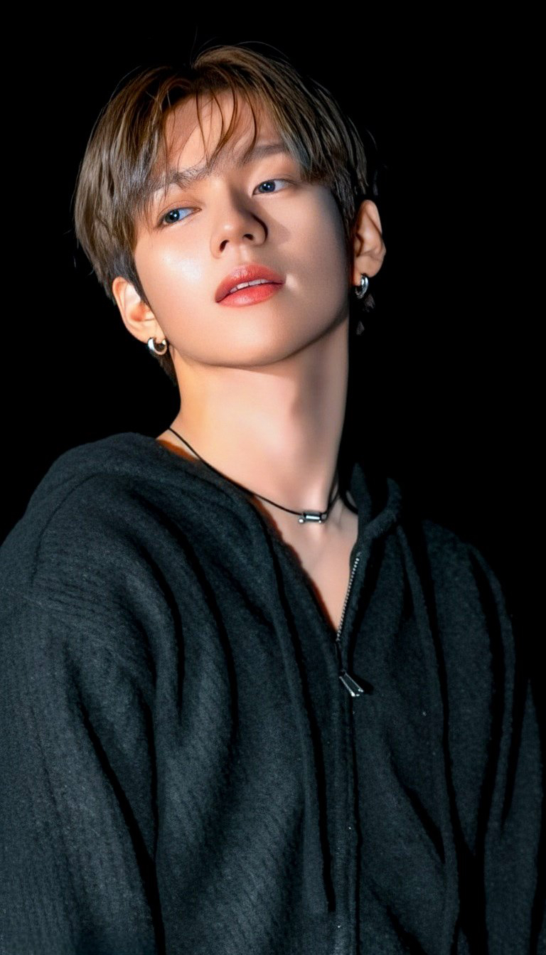 Recent activity shot of JL (AHOF)