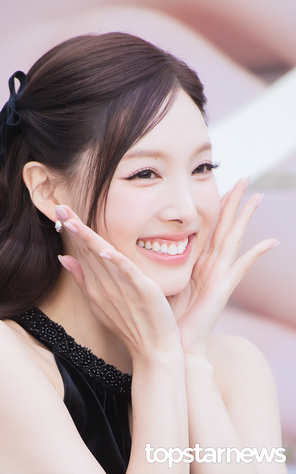 Latest photo of TWICE