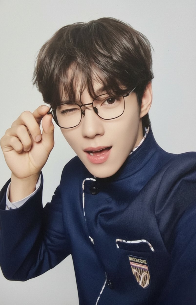 Recent activity shot of JL (AHOF)