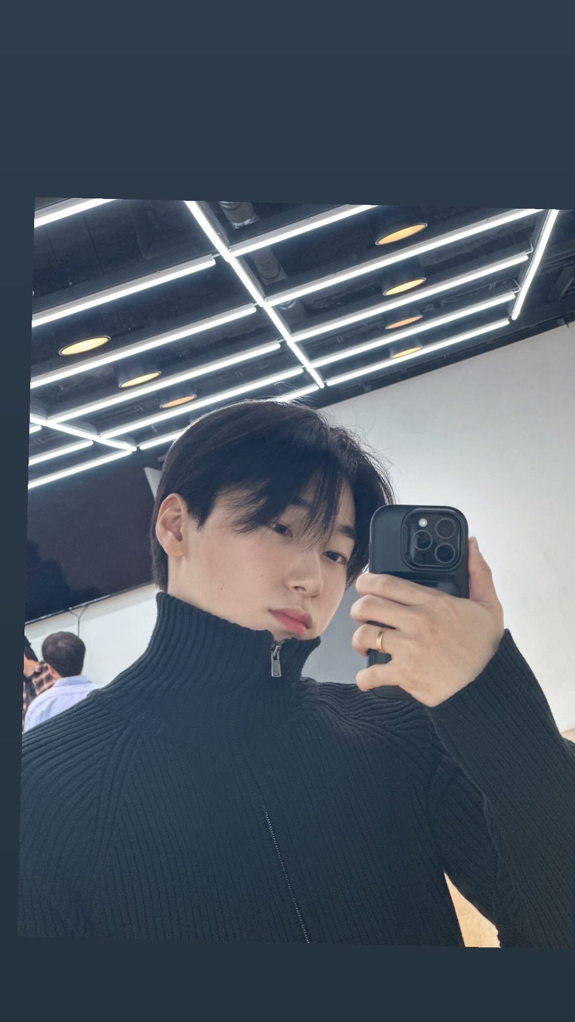 Behind-the-scenes cut of San (ATEEZ)