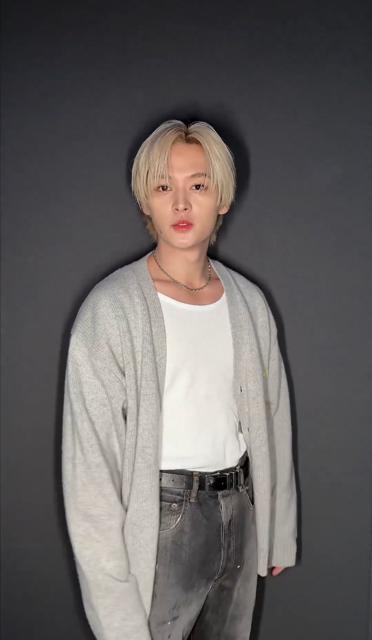 Fan-made special wallpaper for Lee Know (Stray Kids)