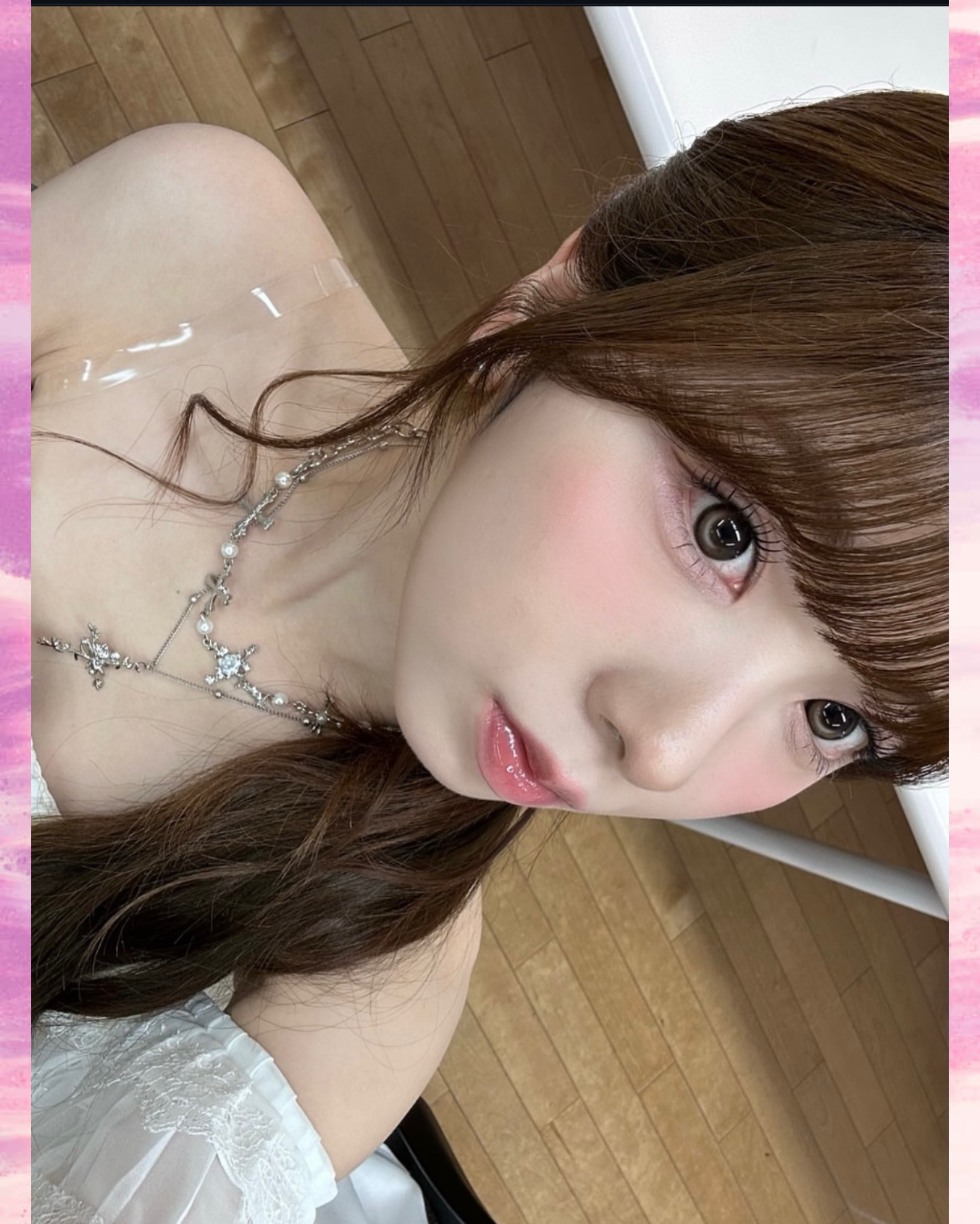 Behind-the-scenes cut of Miihi (NiziU)