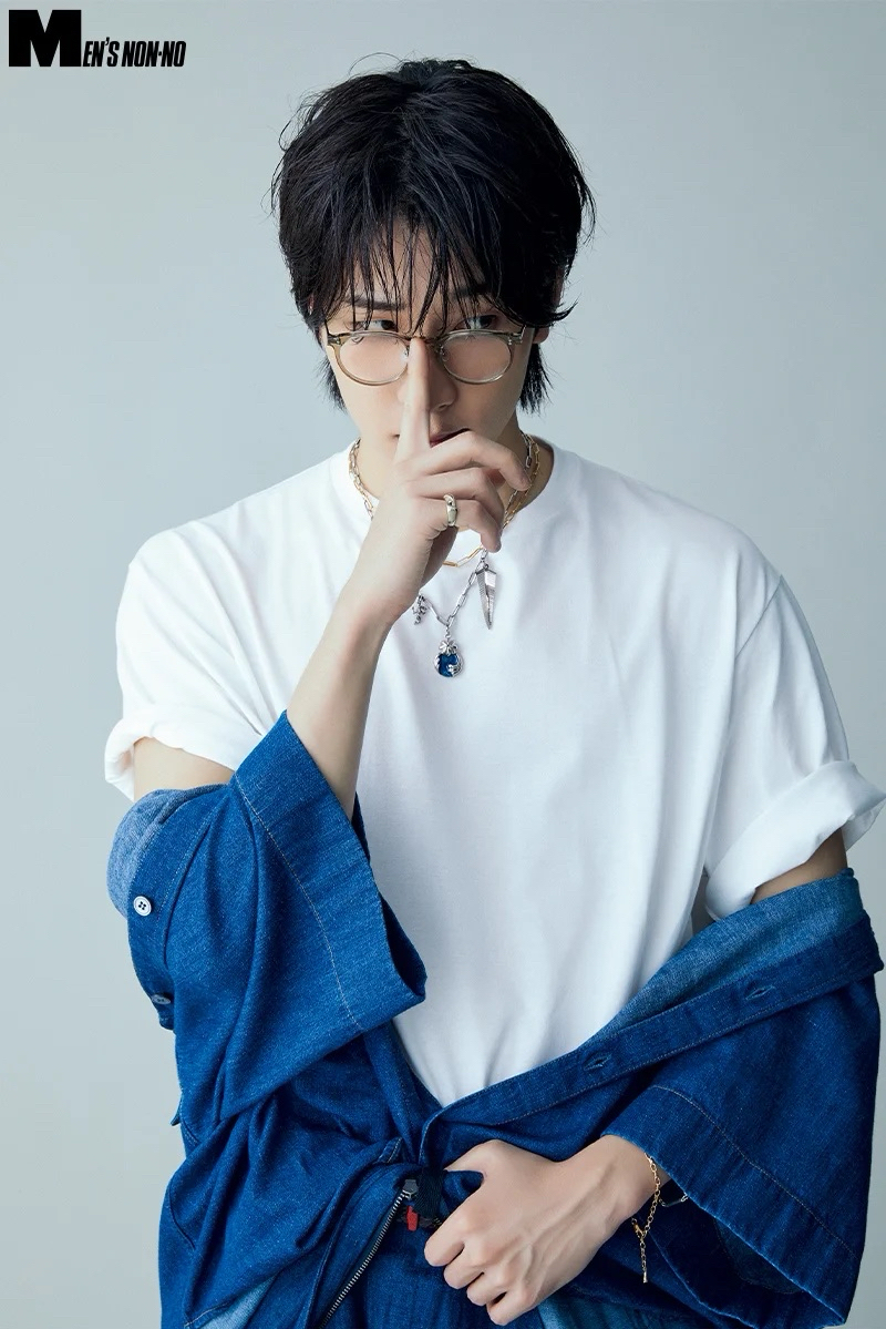 Recent activity shot of Wonwoo (SEVENTEEN)