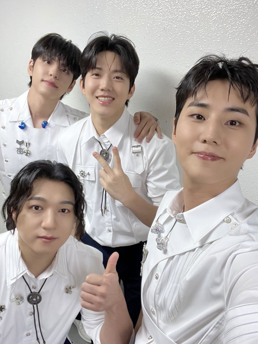 A moment captured by DAY6's fan