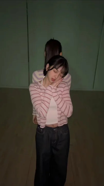 SECRET NUMBERの舞台裏ショット