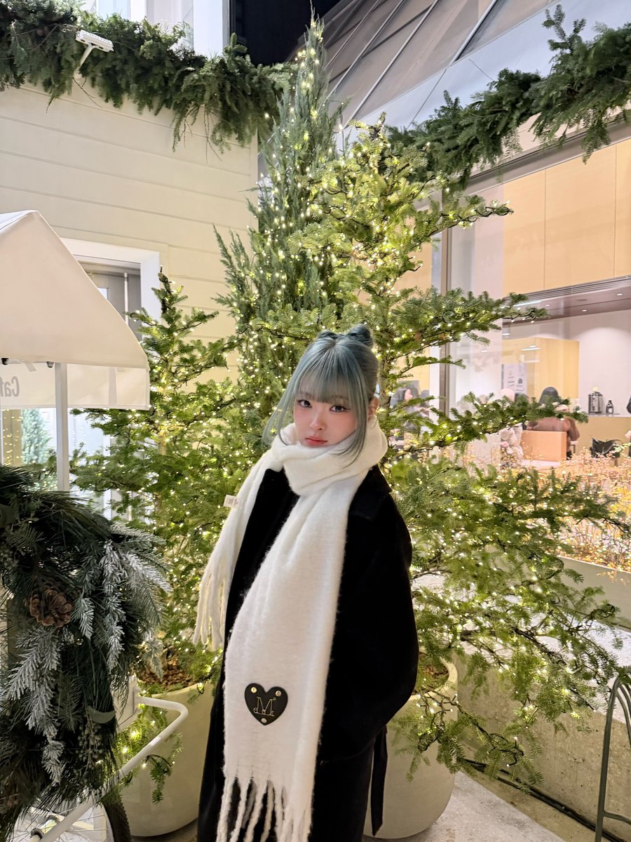 Recent activity shot of tripleS