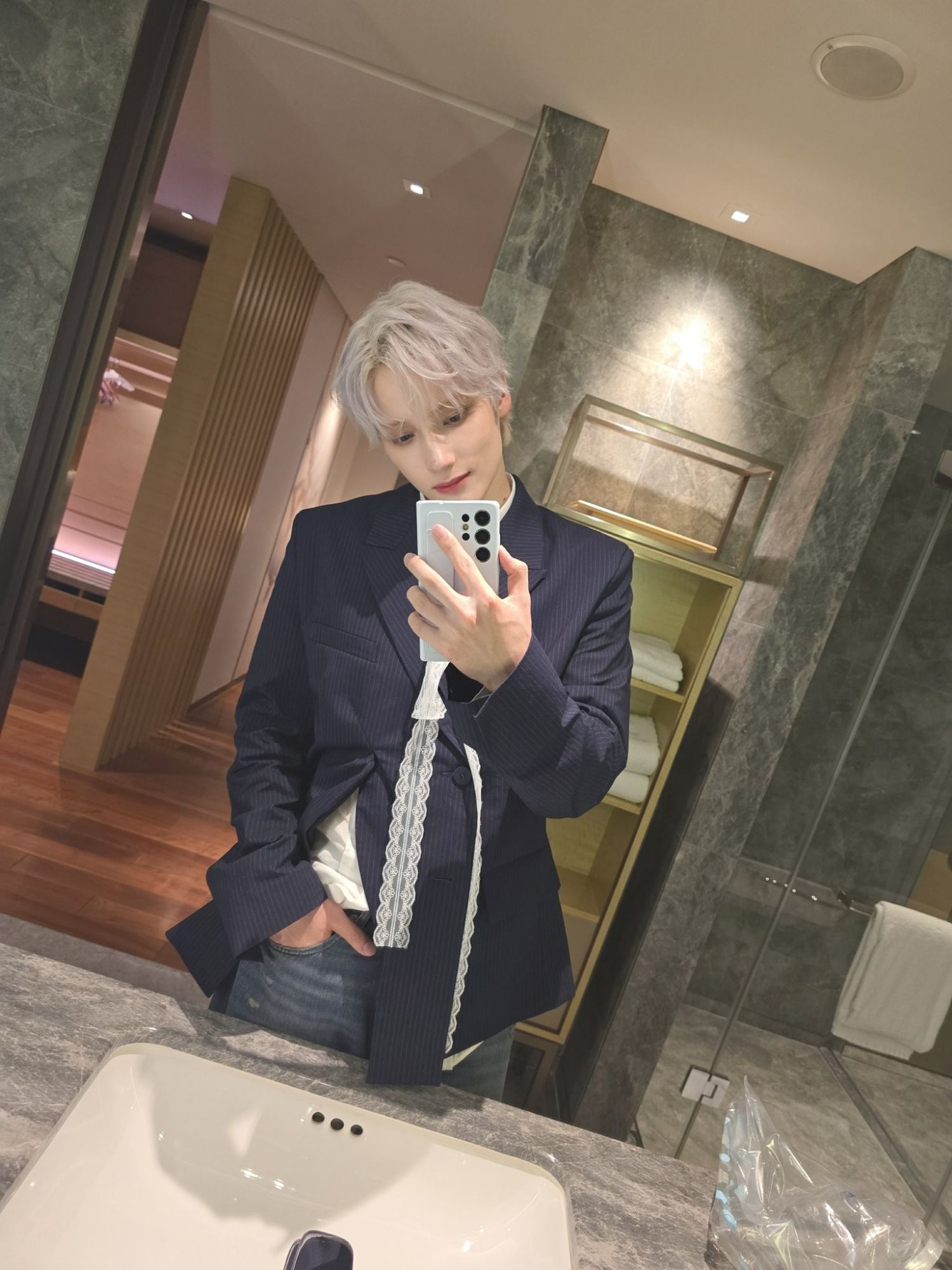 Latest photo of HueningKai (TOMORROW X TOGETHER)