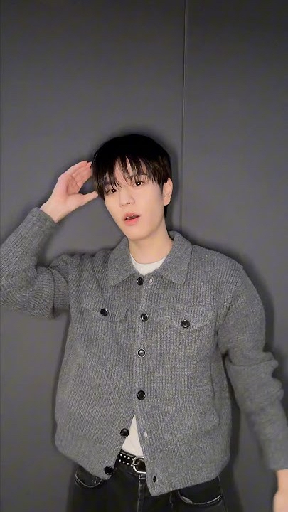 The most beloved wallpaper among Seungmin (Stray Kids)'s fans