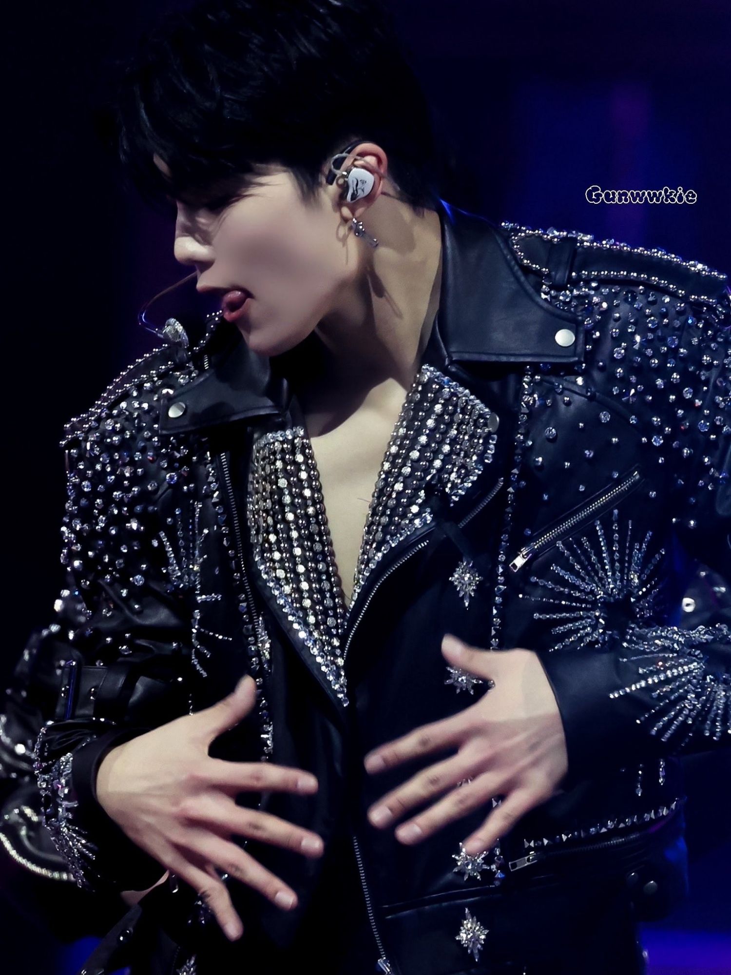 Behind-the-scenes cut of Park Gunwook (ZEROBASEONE)