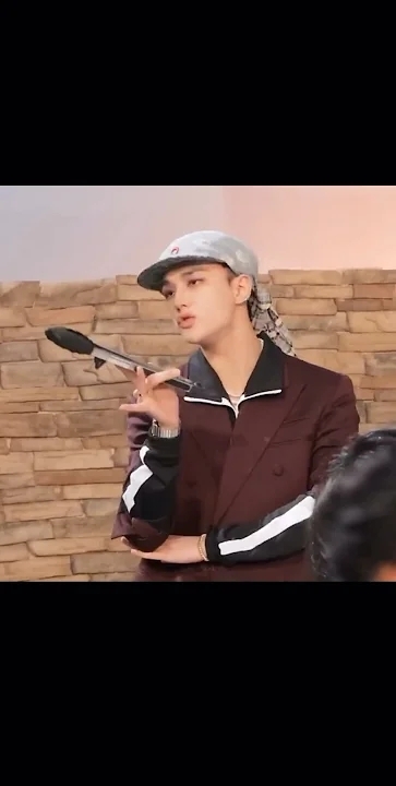 A heartfelt wallpaper shared by Hyunjin (Stray Kids)'s fans