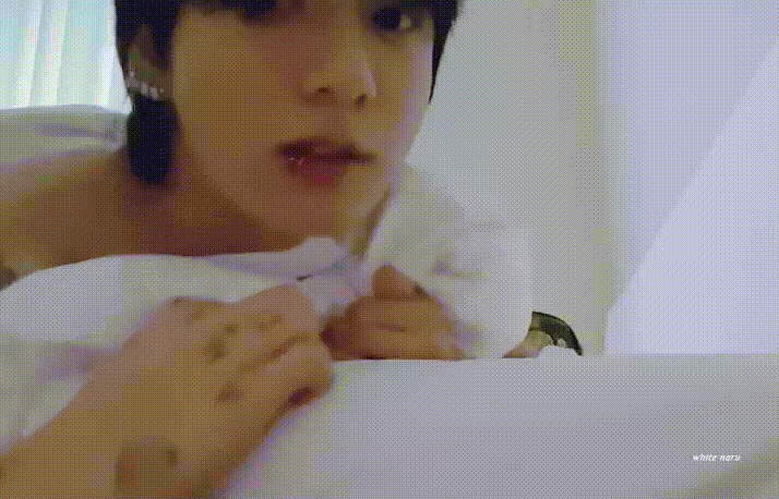 Latest photo of Jungkook (BTS)