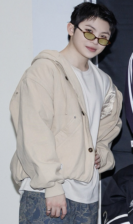 A moment captured by Woozi (SEVENTEEN)'s fan