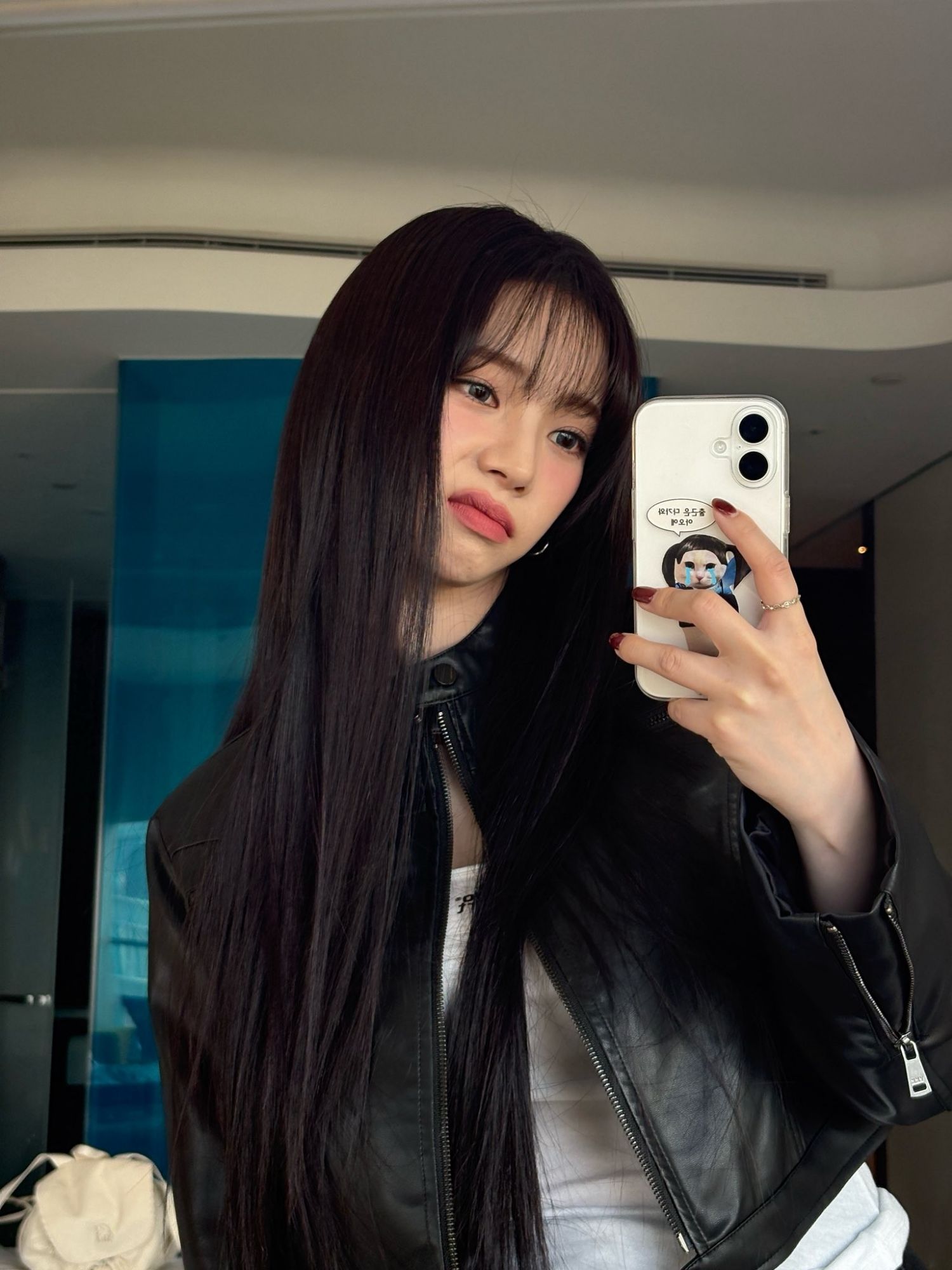 Latest photo of Karina (aespa)