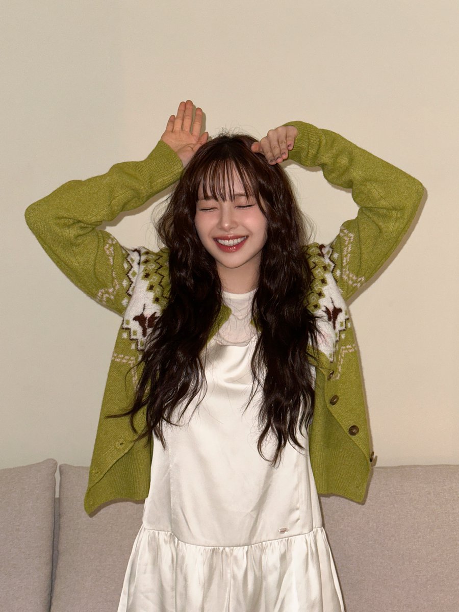 Recent activity shot of Chuu