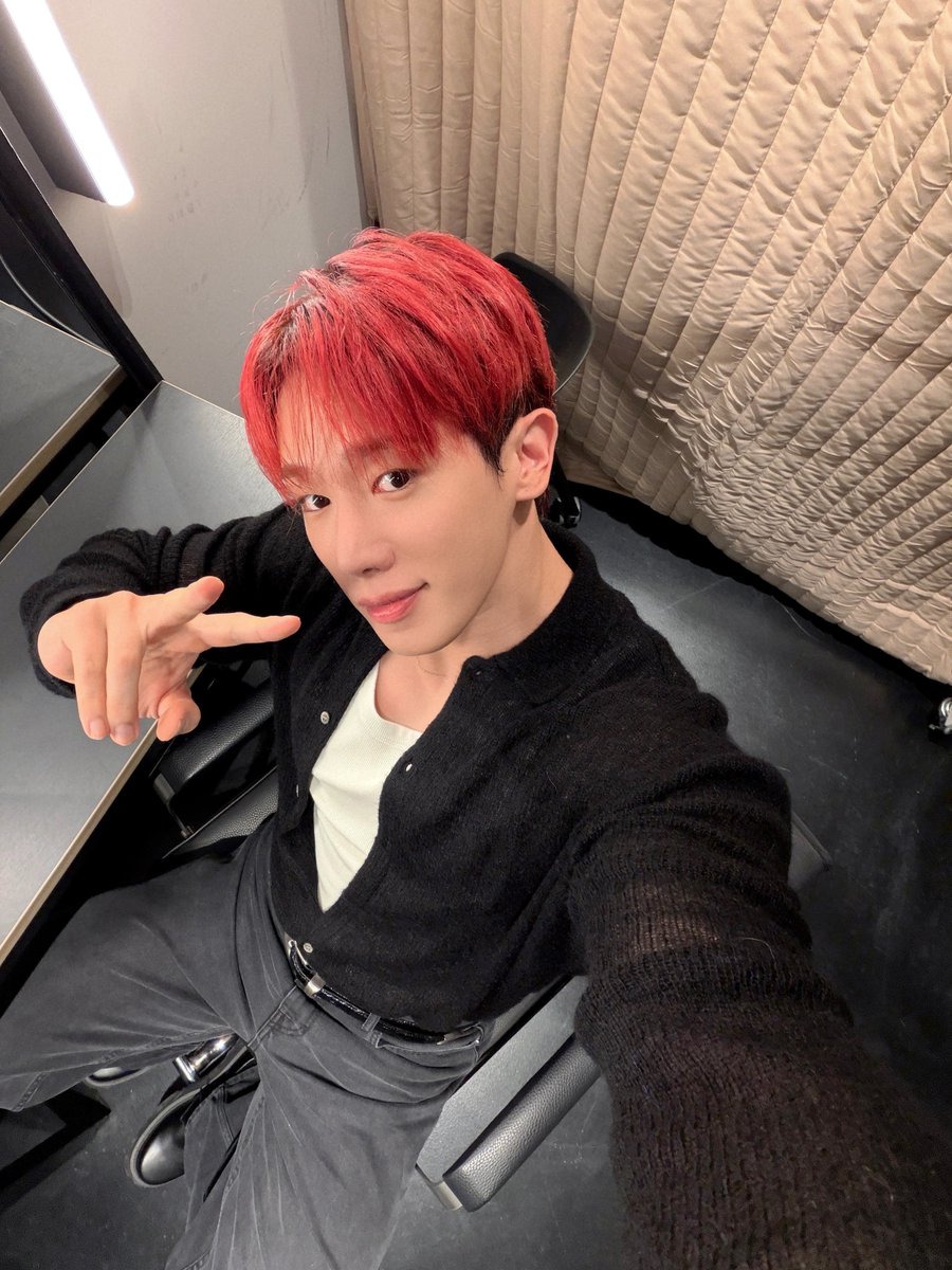 Momen yang diabadikan oleh penggemar Wonho